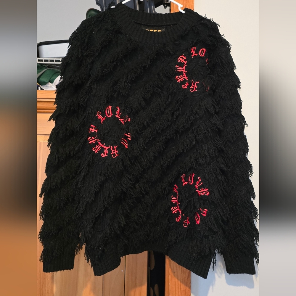 KLEEP Black Heavy-Gauge Fringe Knit Sweater • Red Embroidered Graphics • Size Sm